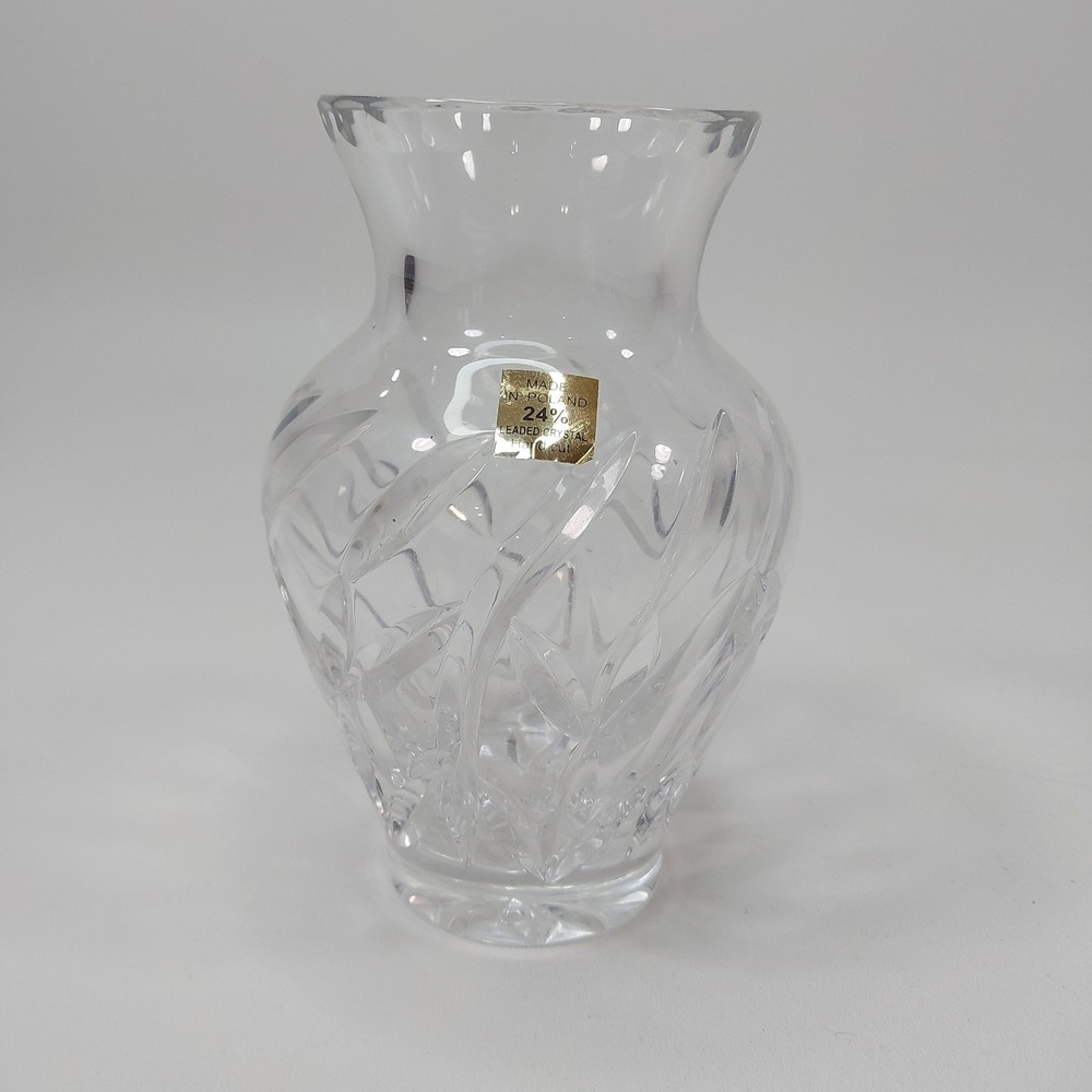 Vintage 24% Lead Crystal Vase - Cut Leaf Design Fluted Rim Star Bottom Poland